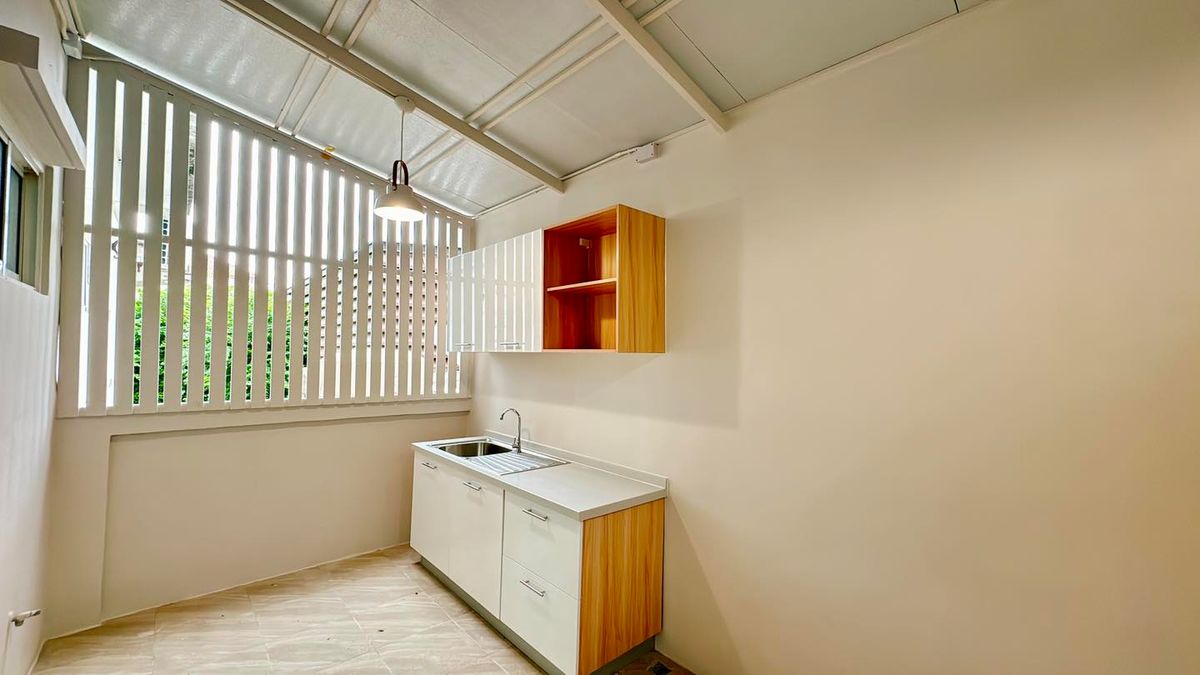 For SaleTownhomeLadkrabang, Suwannaphum Airport : The Metro Rama 9 /3 Bedrooms (Sale), The Metro Rama 9 /3 Bedrooms (SALE) FON022