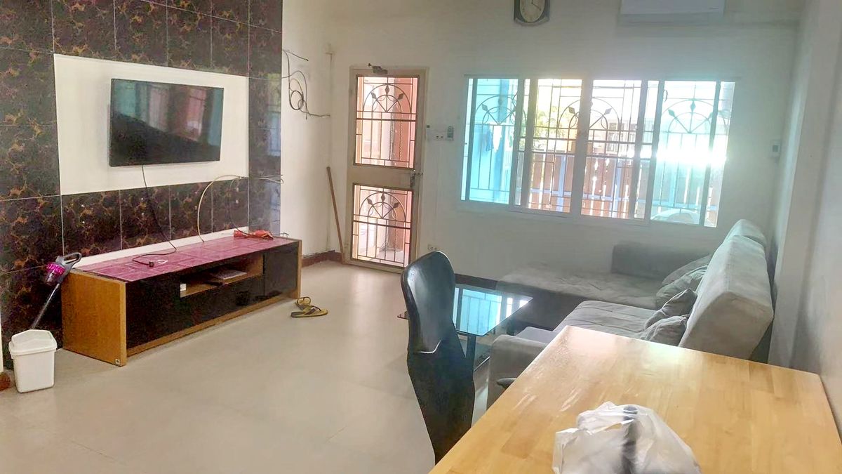For RentTownhomeLadprao101, Happy Land, The Mall Bang Kapi : H0677♛ 4-bedroom townhouse for rent ⚝ Townhouse ♜ Central East Ville ∞099-5919653,065-9423251▚Line@surreside