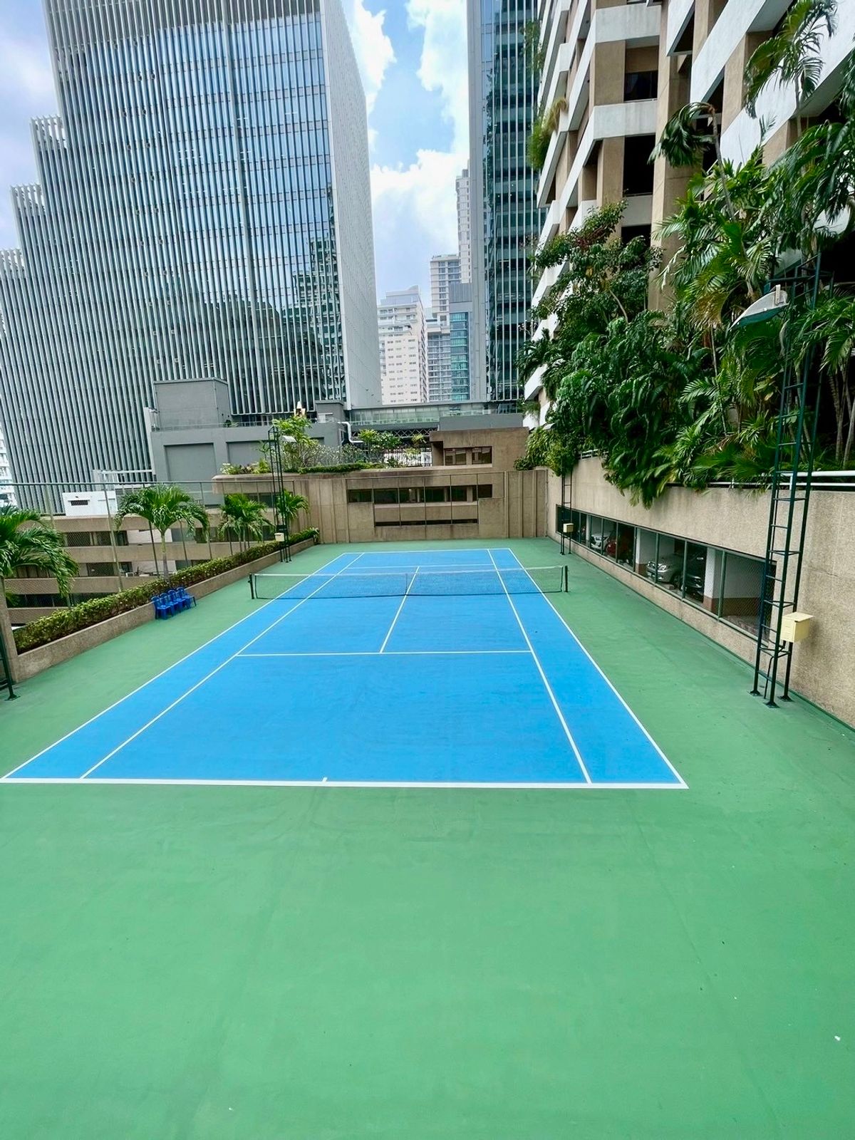 ขายคอนโดสุขุมวิท อโศก ทองหล่อ : ราคาดีสุด ขายด่วนAsoke Tower 3ห้องนอน4ห้องน้ำ+ห้องแม่บ้าน สอบถามได้นะคะ 