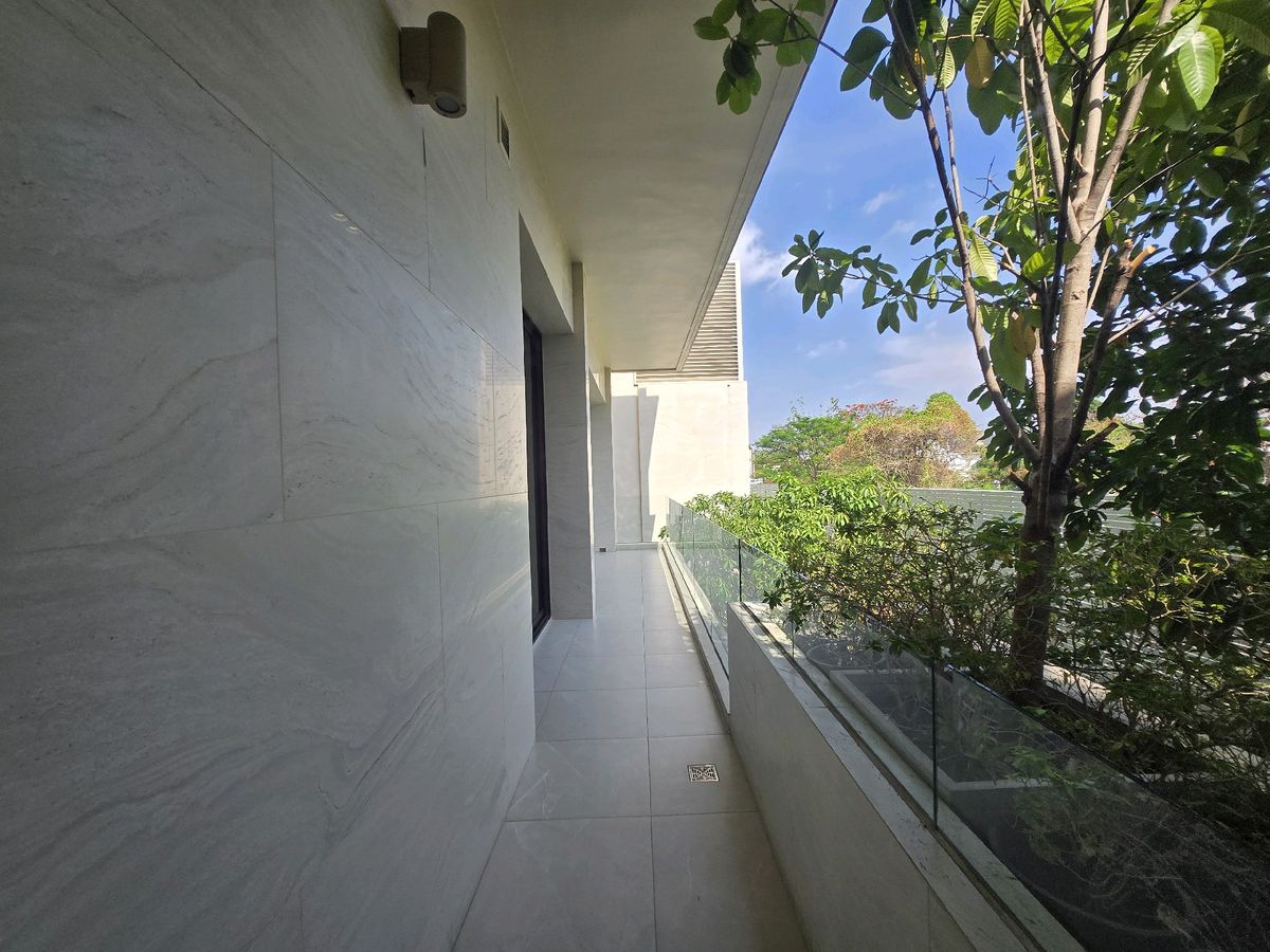 For SaleHousePattanakan, Srinakarin : 🚩 มือ 1 ซื้อตรงโครงการ 𝐏𝐀𝐑𝐊 𝐇𝐄𝐑𝐈𝐓𝐀𝐆𝐄 𝐏𝐀𝐓𝐓𝐀𝐍𝐀𝐊𝐀𝐑𝐍 มีสระ 64.5 ล้านบาท