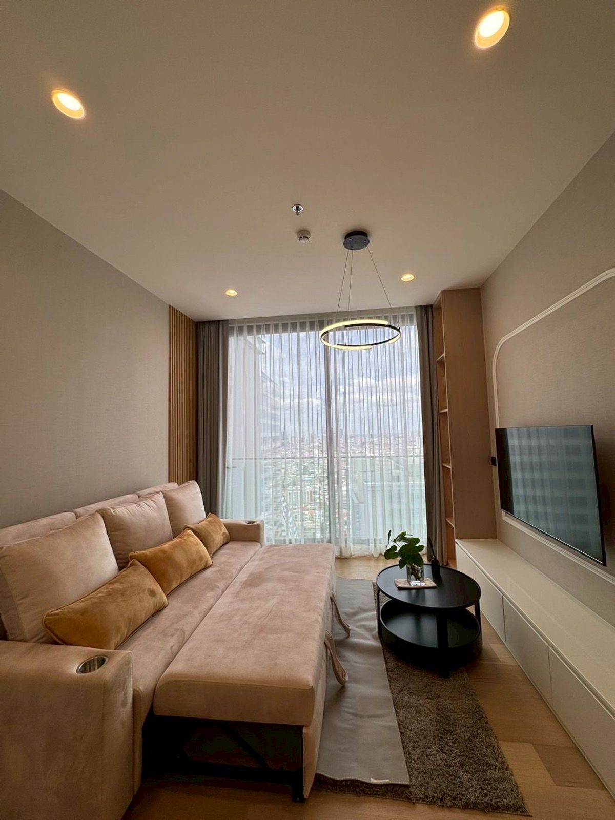For RentCondoSathorn, Narathiwat : Lthc122336 - Anil Sathorn 12 For Ret size 46 SQM. 1 Beds 1 Baths Near BTS Saint Louis Station Only 45K/Month
