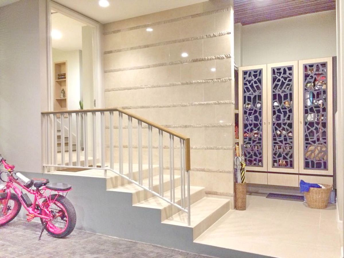 For SaleHome OfficeRatchathewi,Phayathai : HK0112♛♚ For Rent 𝓼 Selling Home Office 3 Bedrooms ⚝ Phahonyothin ♜BTS Saphan Khwai ∞099-5919653,065-9423251▚Line@surreside