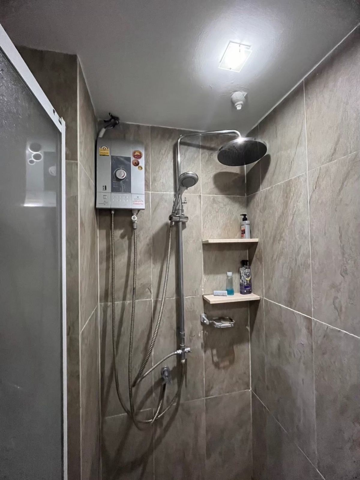 ให้เช่าคอนโดราชเทวี พญาไท : ให้เช่า Ratchathewi Tower ราชเทวี ทาวเวอร์ ติด BTS ราชเทวี ห้องสวย เฟอร์ครบ Line ID : @551txomc 