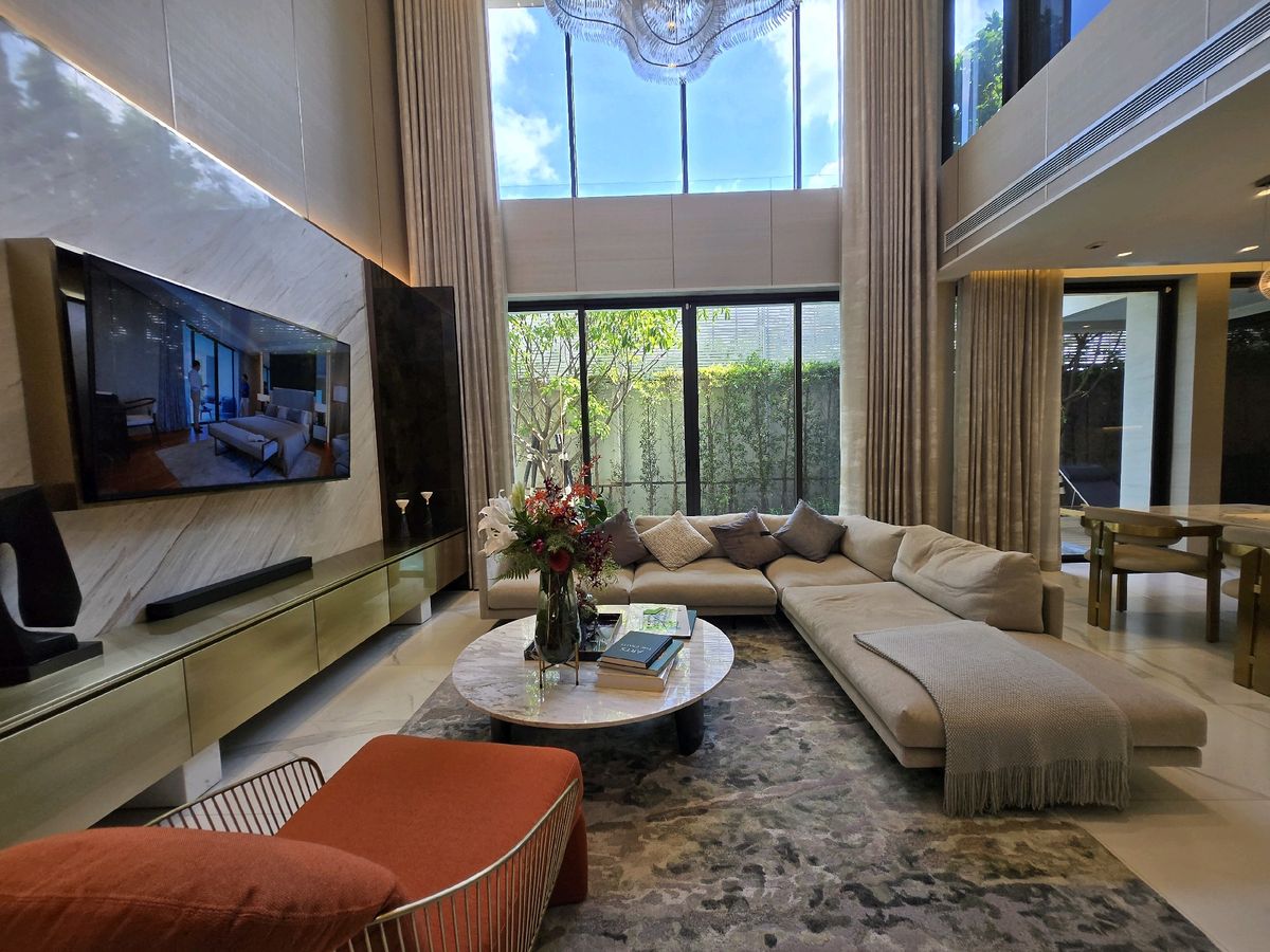 For SaleHousePattanakan, Srinakarin : 🚩 มือ 1 ซื้อตรงโครงการ 𝐏𝐀𝐑𝐊 𝐇𝐄𝐑𝐈𝐓𝐀𝐆𝐄 𝐏𝐀𝐓𝐓𝐀𝐍𝐀𝐊𝐀𝐑𝐍 มีสระ 64.5 ล้านบาท