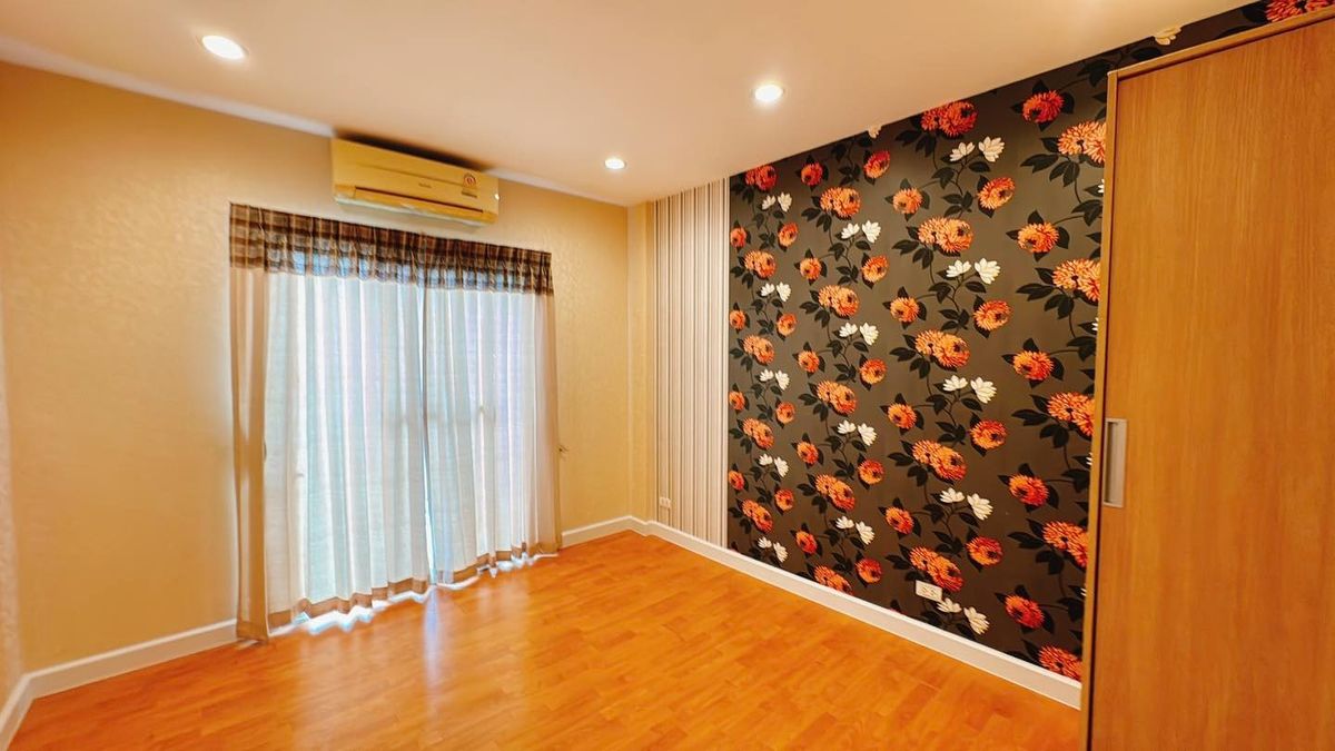 For SaleTownhomeLadkrabang, Suwannaphum Airport : The Metro Rama 9 /3 Bedrooms (Sale), The Metro Rama 9 /3 Bedrooms (SALE) FON022