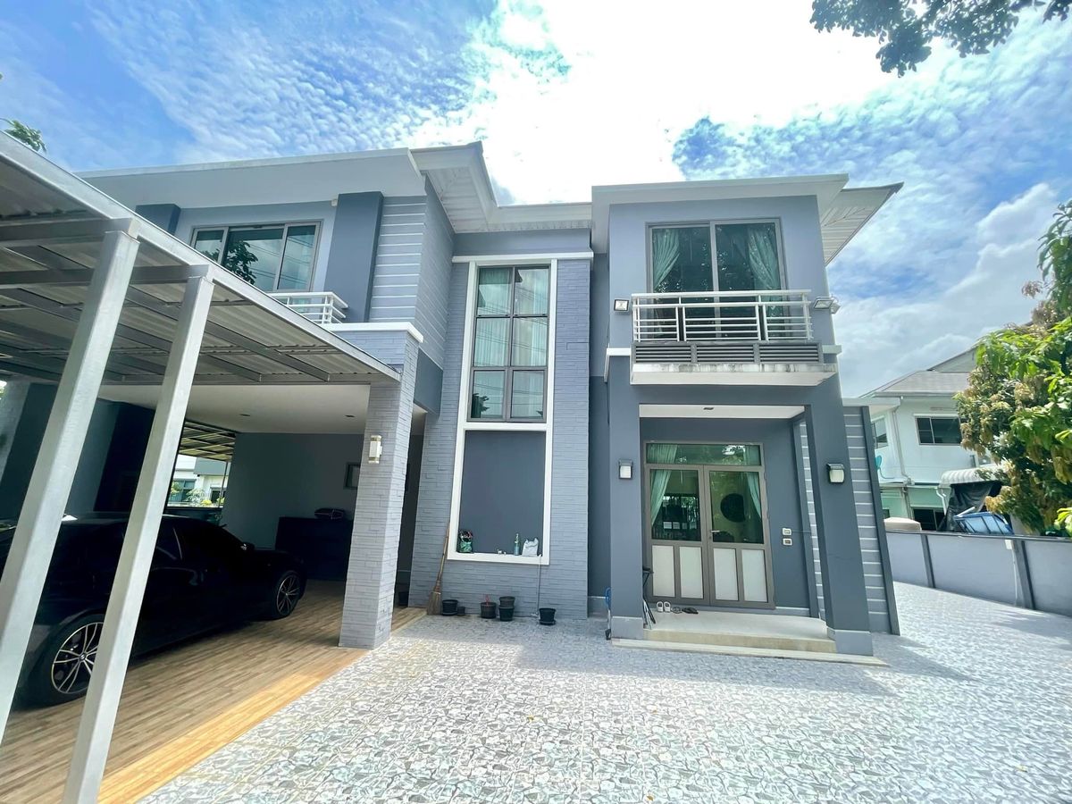 ให้เช่าบ้านลาดกระบัง สุวรรณภูมิ : ✨บ้านหรูวิวทะเลสาปให้เช่า หมู่บ้านมาสเตอร์พีช พระราม 9 พร้อมคลับเฮ้าส์ ใกล้มหาวิทยาลัยนานาชาติสแตมฟอร์ด