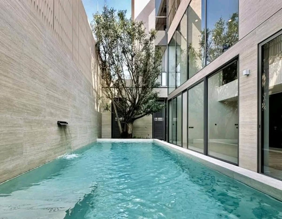 ขายบ้านสาทร นราธิวาส : 🚩บ้าน 3 ชั้น พร้อมสระว่ายน้ำส่วนตัว ใกล้ รร.นานาชาติ Shrewsbury เพียง 950 เมตร!