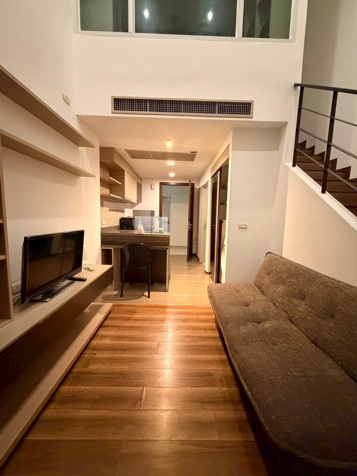 For RentCondoSapankwai,Jatujak : 🏡 Condo for rent onyx Phaholyothin by sansiri, 9th floor, Duplex 2, 43.5 sqm.