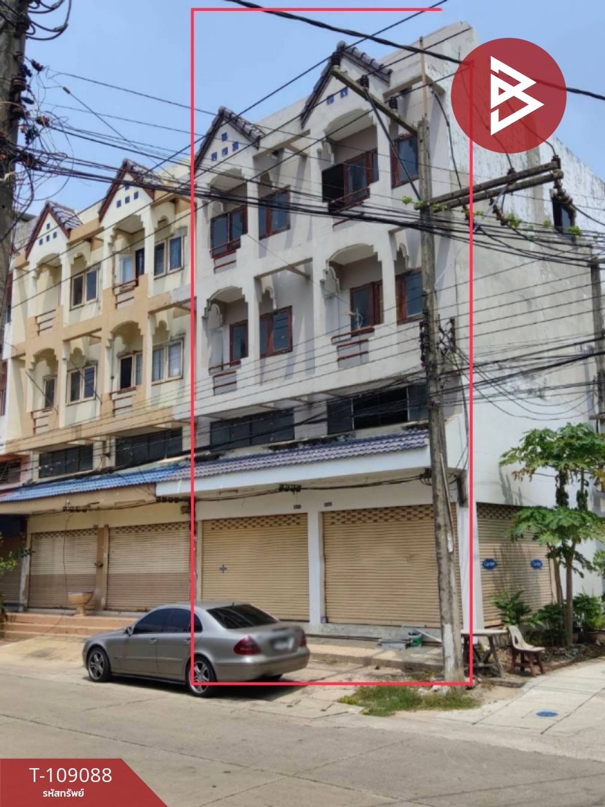 For SaleShop HousePathum Thani,Rangsit, Thammasat : Sell ​​2 booths of commercial buildings, area 32 sq.wah, Lam Luk Ka Pathum Thani