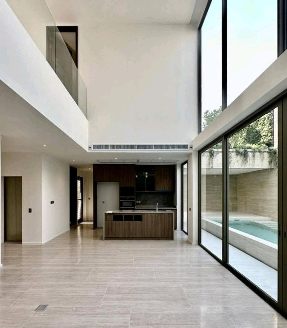 ขายบ้านสาทร นราธิวาส : 🚩บ้าน 3 ชั้น พร้อมสระว่ายน้ำส่วนตัว ใกล้ รร.นานาชาติ Shrewsbury เพียง 950 เมตร!