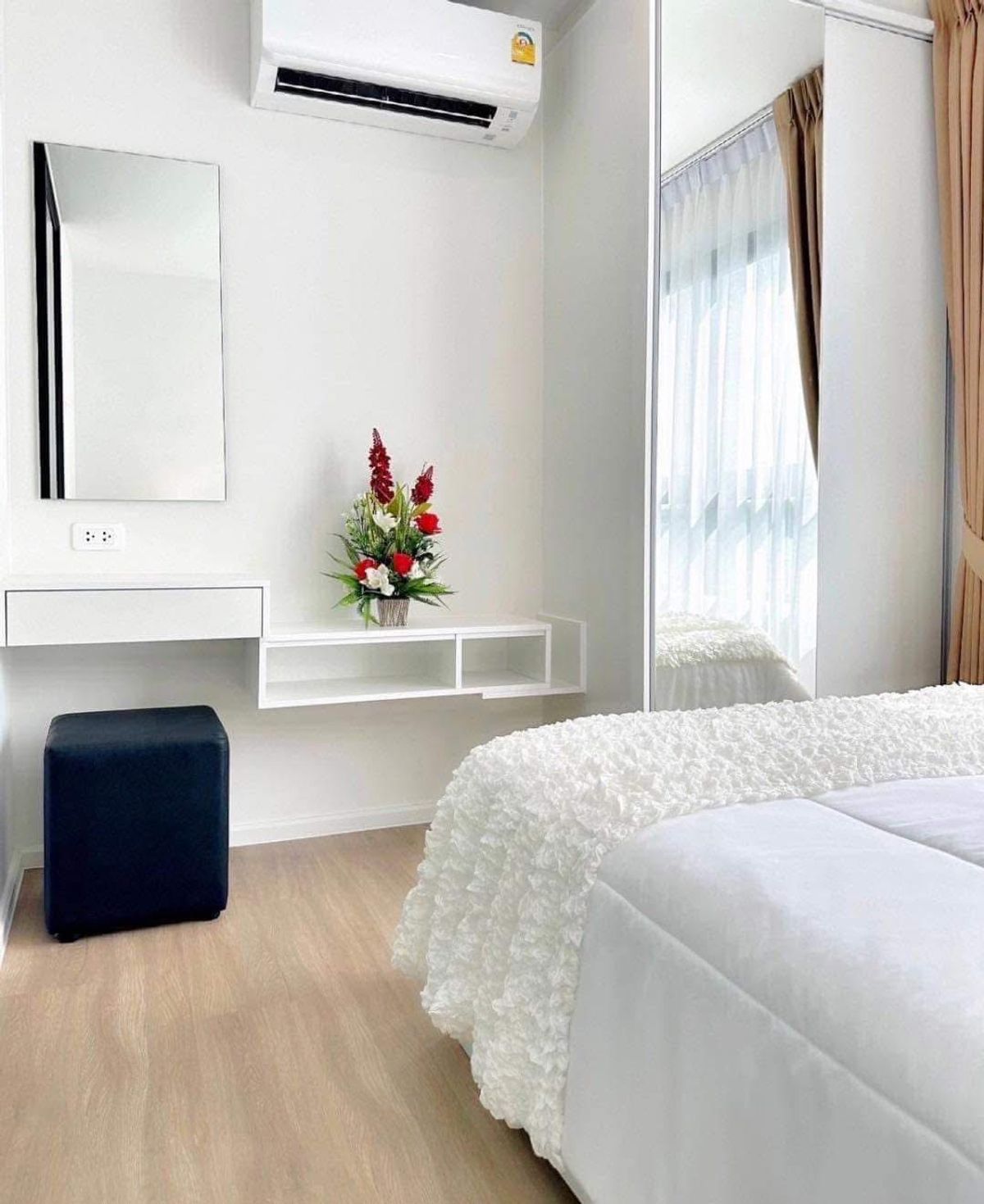 For RentCondoPattanakan, Srinakarin : Rental icondo active development