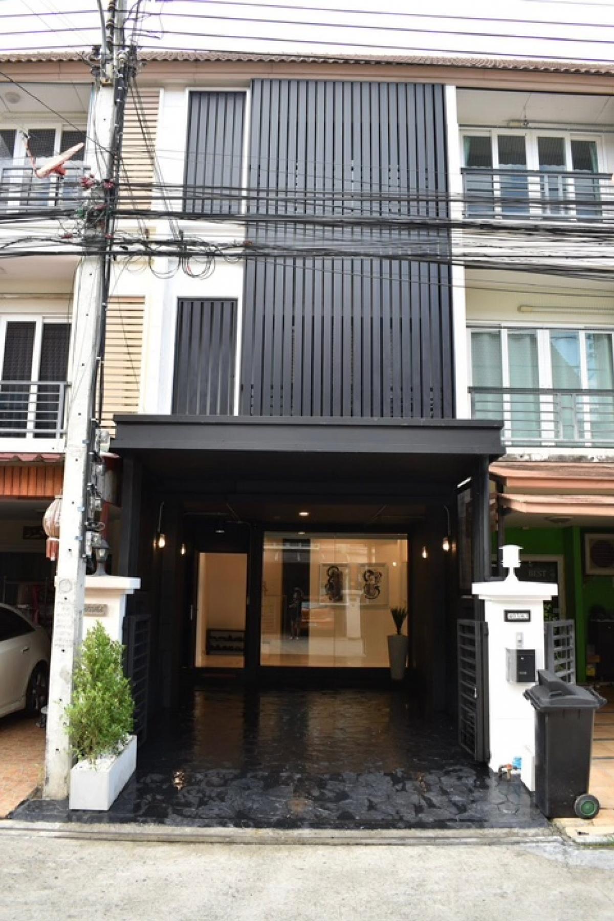 For RentTownhomeYothinpattana,CDC : Rent 3 -story townhome (Casa City Sukhonthasawat 2). ✅38,000/month ✅