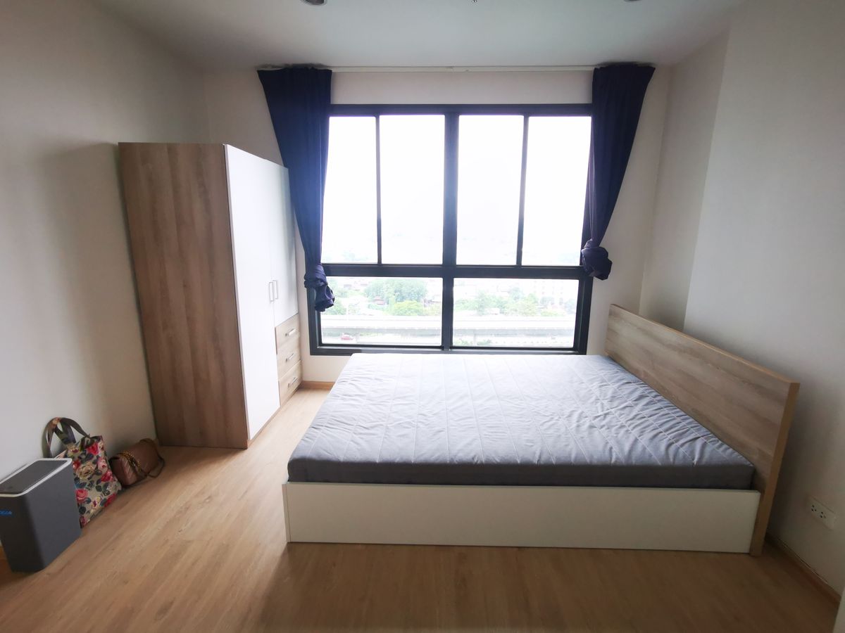 For RentCondoThaphra, Talat Phlu, Wutthakat : Ideo Sathorn Thapra Condo for Rent (Ideo Sathorn Thapra) next to the BTS Pho Nimit 300 meters with furniture+ washing machine for only 9,000 baht.