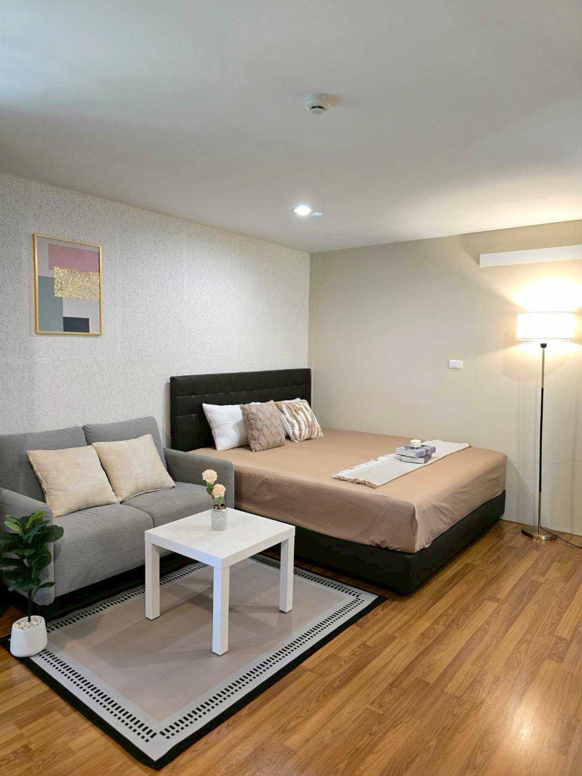 ขายคอนโดอ่อนนุช อุดมสุข : (ow)ขาย!! คอนโด Regent home sukhumvit 81 ห้องแต่งสวย พร้อมเข้าอยู่ เครื่องใช้ไฟฟ้าครบ ปล่อยเช่าดี ชั้น 2 ตึก A ราคา 1.85 ลบ.ค่าโอนคนละครึ่ง Tel : 0939256422 