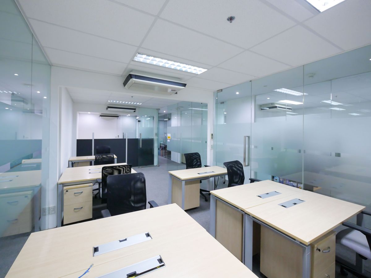 For RentOfficeSukhumvit, Asoke, Thonglor : SERVICED OFFICE FOR RENT / FULLY FURNISHED OFFICE FOR RENT WITH SERVICES IN EKMAI THONGLOR