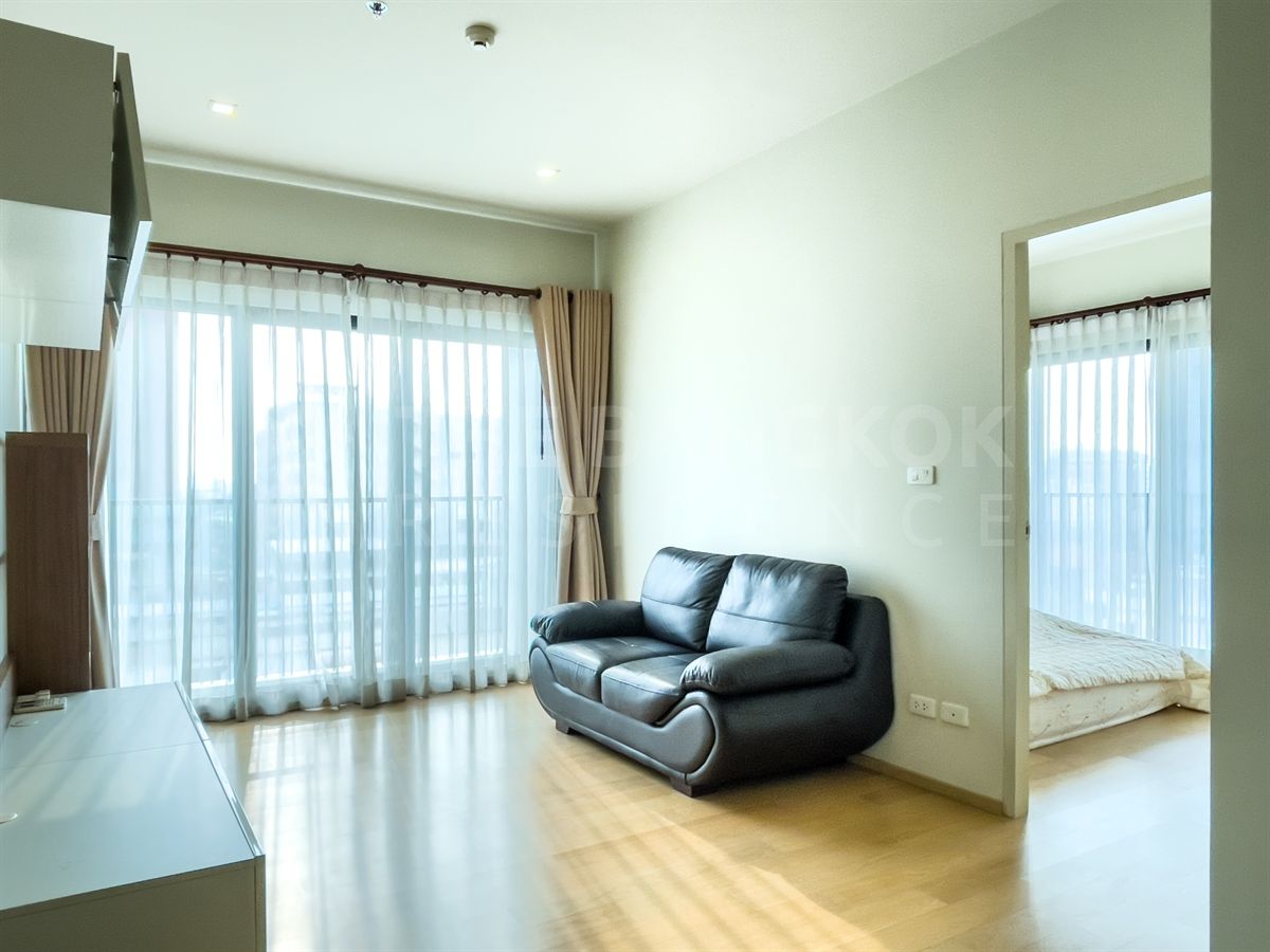 ขายคอนโดอารีย์ อนุสาวรีย์ : ขายด่วนถูกมาก ติดBTS อารีย์ Noble Reform 1B1B 53.23 sqm. เพียง 8.19 MB เท่านั้น By Aumi