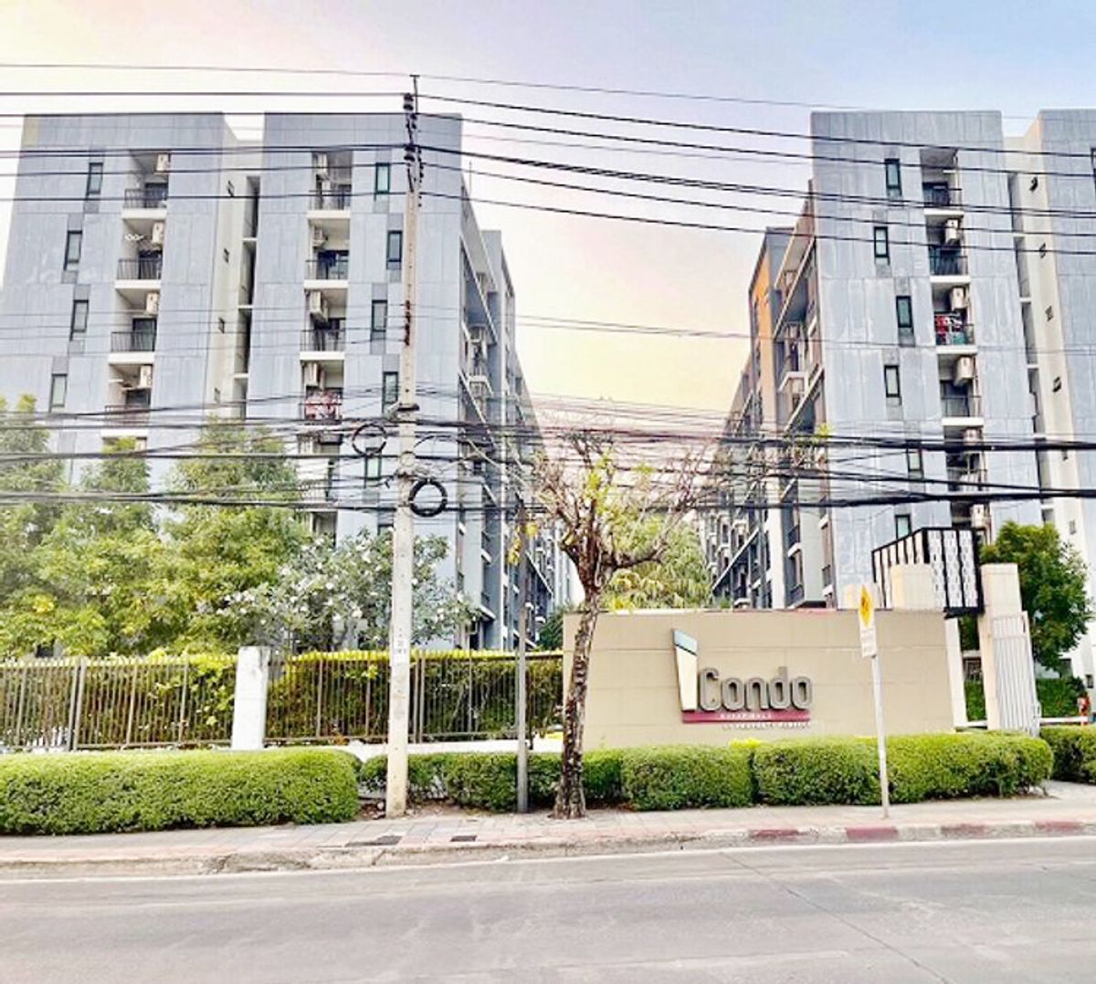 For SaleCondoSeri Thai, Ramkhamhaeng Nida : Selling icon, Sukhaphiban 2 (the owner sells itself), the original condition room 🔥 Selling as only 1.435 million baht 🔥