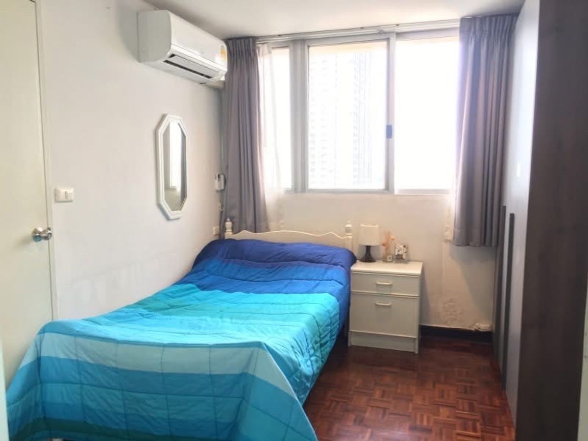 For SaleCondoSukhumvit, Asoke, Thonglor : Sell ​​Tai Ping Towers, size 102 SQ.M 2 BED 2 Bath, only 8.8 MB !! Contact 086-795-9997