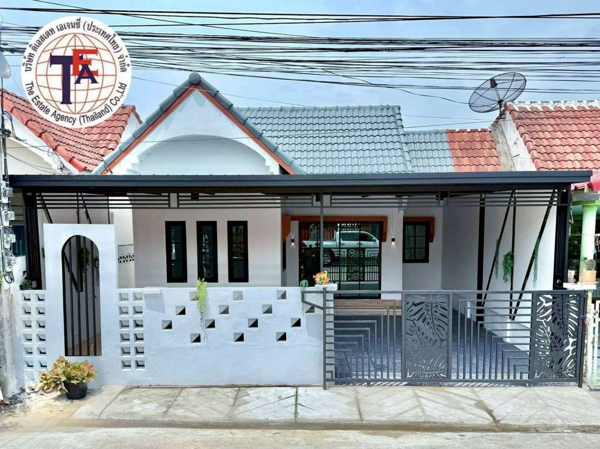 ขายทาวน์โฮมมีนบุรี-ร่มเกล้า : ขายบ้านชั้นเดียว หมู่บ้านนันทวัน 8  เลียบวารี 67 โคกแฝด หนองจอก บิ๊กซีโลตัส ม.เทคโนโลยีมหานคร โรงพยาบาลหนองจอก โรงเรียนนานาชาติ เกาหลีกรุงเทพฯ โรงเรียนมัธยมพิทยานุสรณ์ โรงเรียนอนันตา สำนักงานเขตหนองจอก การไฟฟ้านครหลวงมีนบุรี ไปรษณีย์