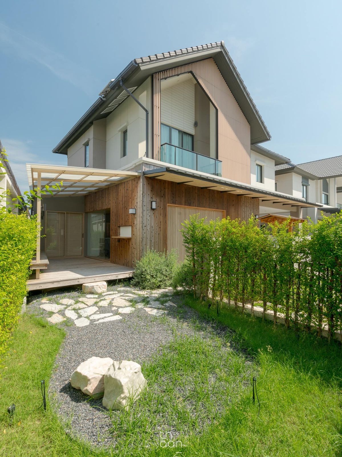 ขายบ้านบางนา แบริ่ง ลาซาล : บ้านเดี่ยวหลังมุมโซนบางนา ตกแต่งสวยสไตล์ญี่ปุ่น บางกอกบูเลอวาร์ด ศรีนครินทร์-บางนา 