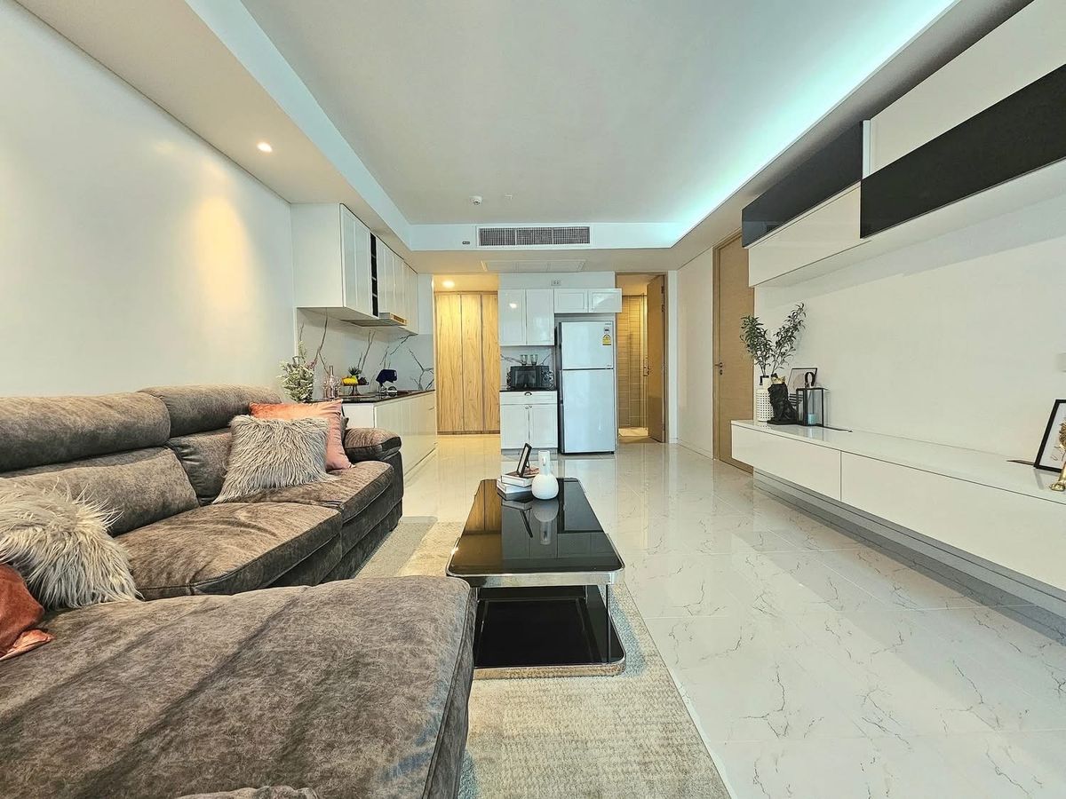 For SaleCondoSukhumvit, Asoke, Thonglor : 📍 Decorated with Siamese 39 size 72 SQ.M 2 Bed 2 Bath, only 8.7 MB !! Contact 086-795-9997