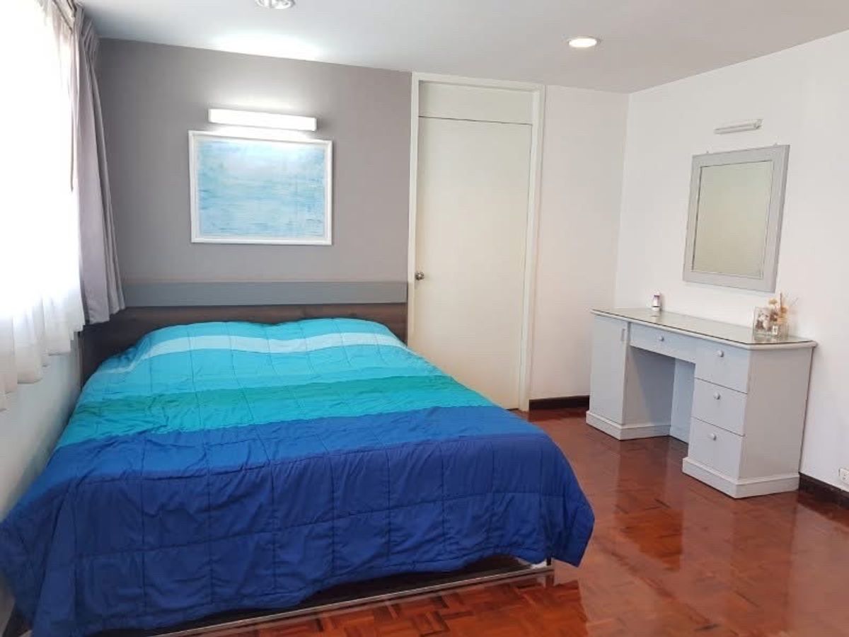 For SaleCondoSukhumvit, Asoke, Thonglor : Sell ​​Tai Ping Towers, size 102 SQ.M 2 BED 2 Bath, only 8.8 MB !! Contact 086-795-9997