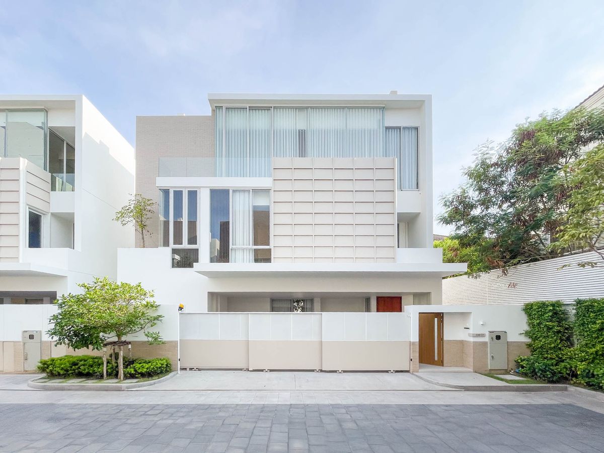 For RentHouseRama9, Petchburi, RCA : Luxury House for Rent – Noble Terra (3 Bedrooms | 5 Bathrooms) Rama 9 – Ekkamai