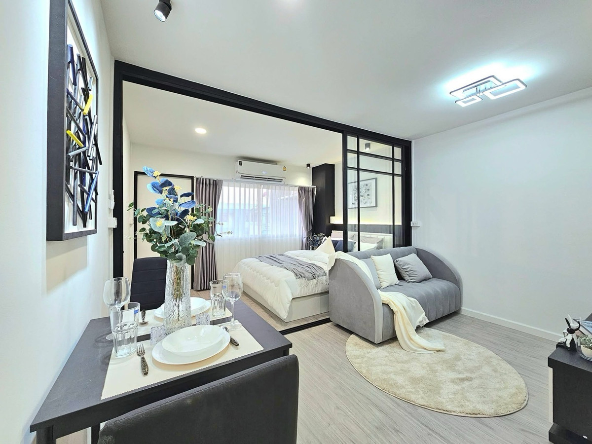 For SaleCondoLadprao, Central Ladprao : Wow 🤩 Price 999,900 baht, Rutchada Prestige Condo In the heart of the city of Huai Khwang
