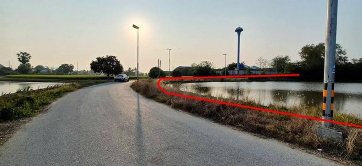 ขายที่ดินนครปฐม : ขายที่ดินเปล่า หลังปั๊มน้ำมันปตท.มาลัยแมนกม.39  โฉนดน.ส.4 จ (ครุฑแดง)   4-3-86 ไร่   ต.ห้วยม่วง อ.กำแพงแสน จ.นครปฐม เหลือเพียงไร่ละ 1.15 ล้านบาท