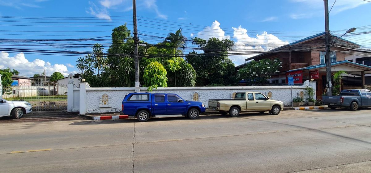 ขายที่ดินน่าน : ขายที่ดิน 422.4 ตรว.
 ถนนสุริยะพงษ์