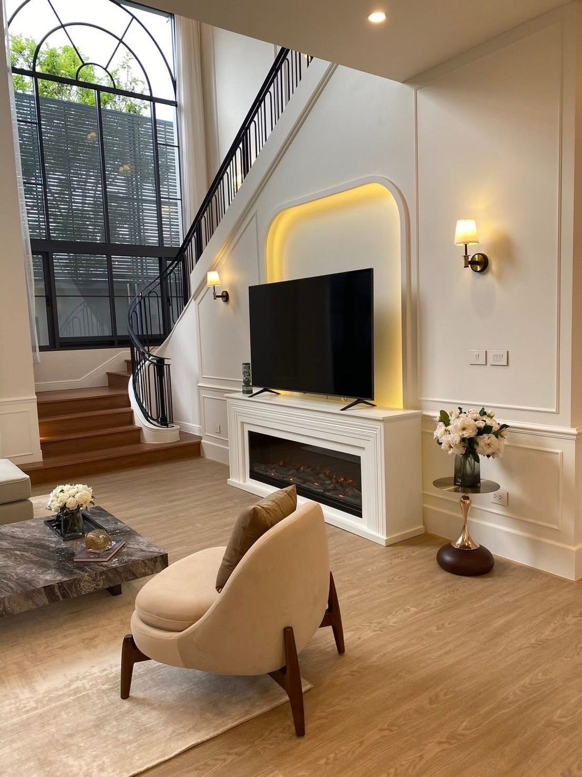 บ้านพัฒนาการ ศรีนครินทร์ : ขาย/เช่า นาราสิริ กรุงเทพกีฑา ขนาด 554 Sq.m 4 bed 5 bath |89,000,000MB| Rent  550,000 ติดต่อ 086-795-9997 (Jim)