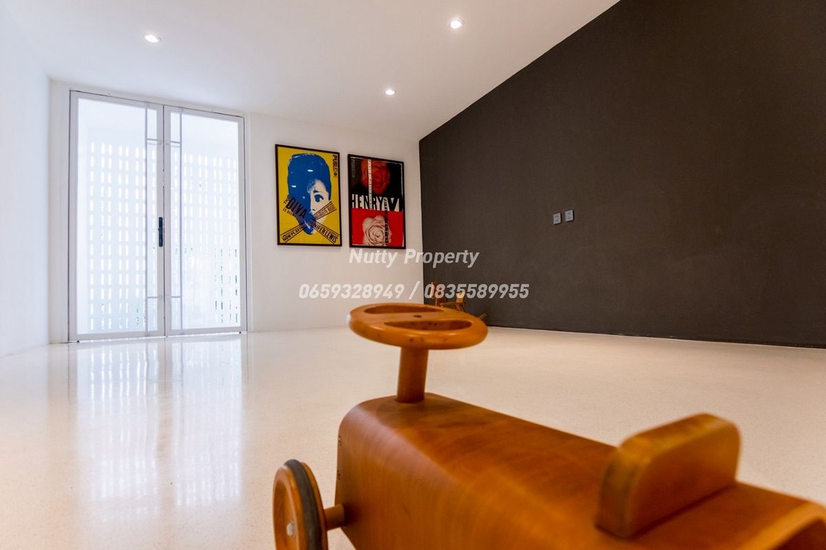 ขายทาวน์โฮมรัชดา ห้วยขวาง : ทาวน์โฮม 3 ชั้น ซอยรัชดา 36 ใหม่ทั้งหลัง พร้อมเข้าอยู่ ทำเลดีมาก