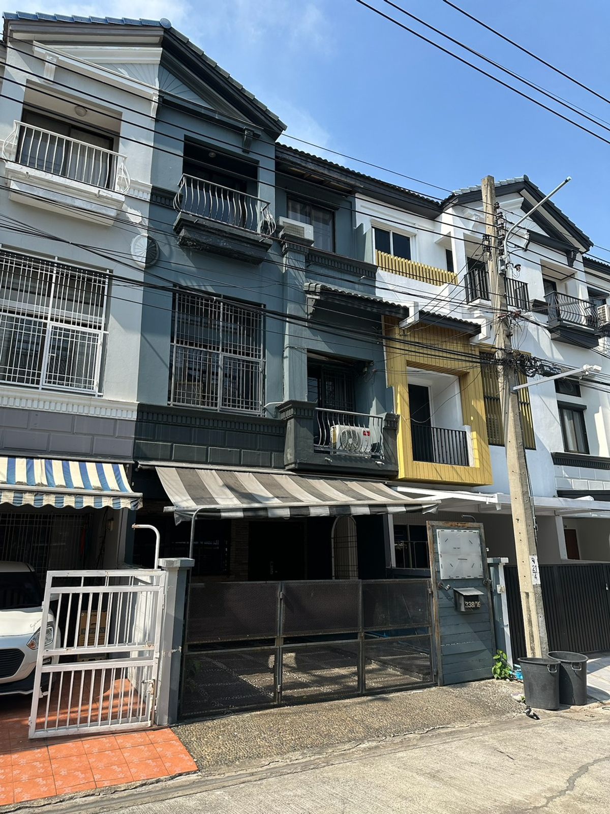 For RentTownhomeRatchadapisek, Huaikwang, Suttisan : 🏡 Townhome for Rent – 3 Bedrooms, 4 Bathrooms | Near International Schools | Ready to Move In!
