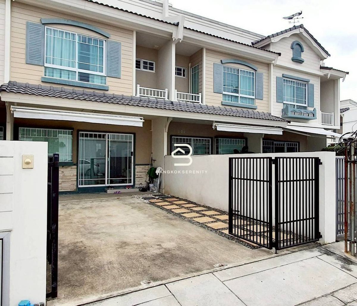 For RentTownhomeSamut Prakan,Samrong : Indy Bangna Km7 for Rent