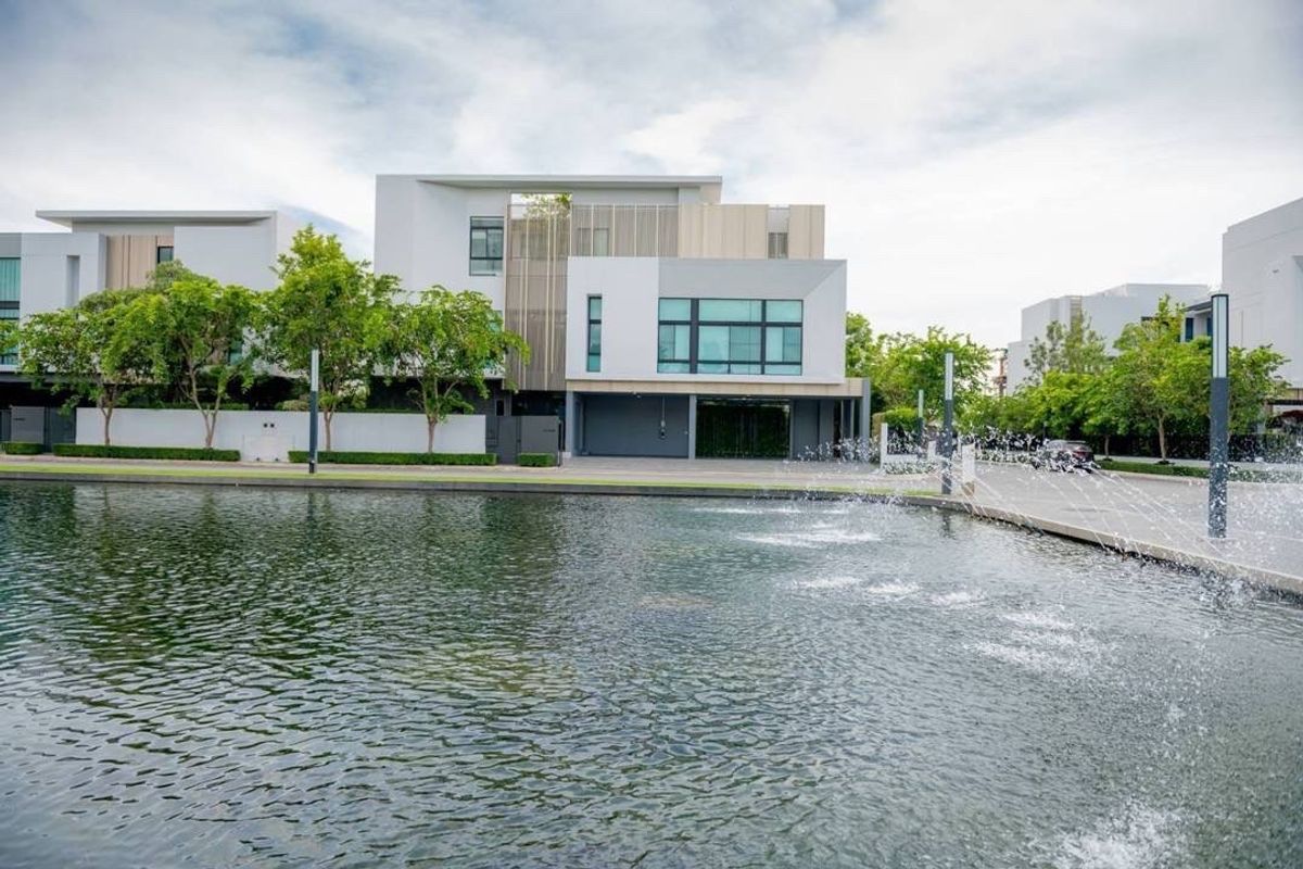 ให้เช่าบ้านพัฒนาการ ศรีนครินทร์ : Nantawan Rama 9 Srinakarin for rent