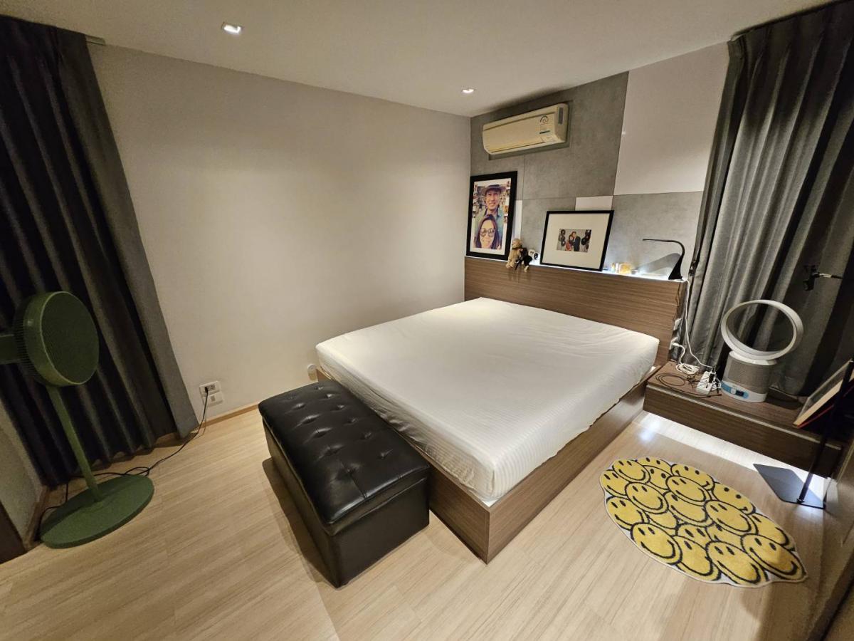 ขายคอนโดวิทยุ ชิดลม หลังสวน : 28/02/2026, รวมค่าโอนคอนโดหรู 3 ห้องนอน The Tempo Ruamrudee ใกล้ BTS เพลินจิต พื้นที่กว้าง 100 ตร.ม. เพียง 15.2 ล้าน พร้อมสิ่งอำนวยความสะดวกครบครัน!