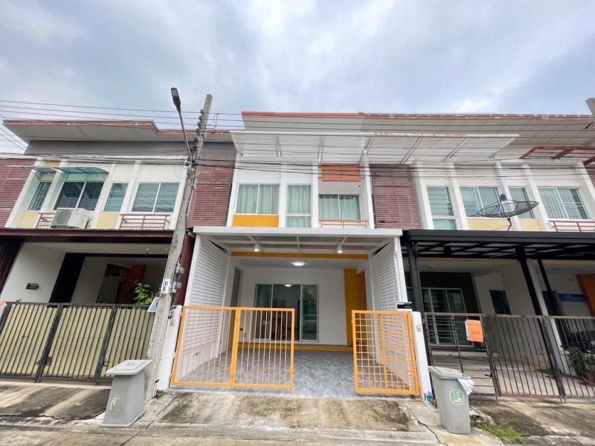 For SaleTownhomeRattanathibet, Sanambinna : Ⓜ️ 2 -story Town House for sale, Citysent Prachachuen Soi Bua Kwan (Sold with people 18,000 /month)