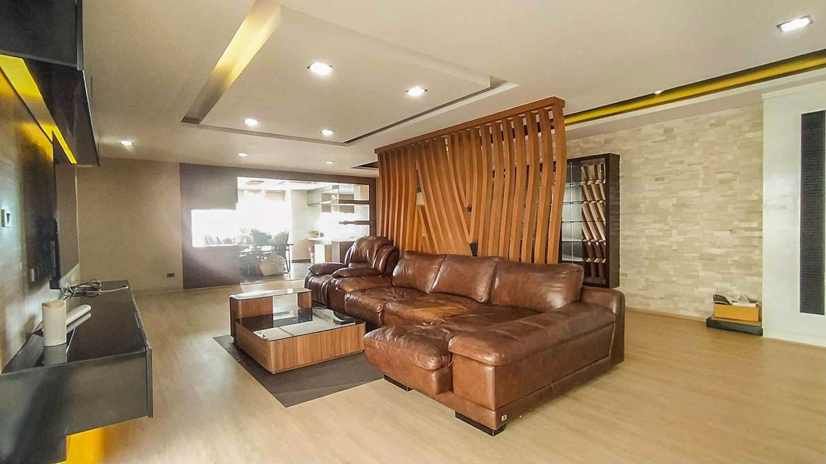 For RentCondoSukhumvit, Asoke, Thonglor : Massive 2 Bed Condo Sukhumvit 