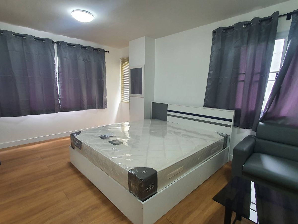 For RentCondoSathorn, Narathiwat : For Rent for rent !!! Onex project, Soi Narathiwat 24, Studio 30SQM. Furniture Ready to enter the price of 9,000 baht