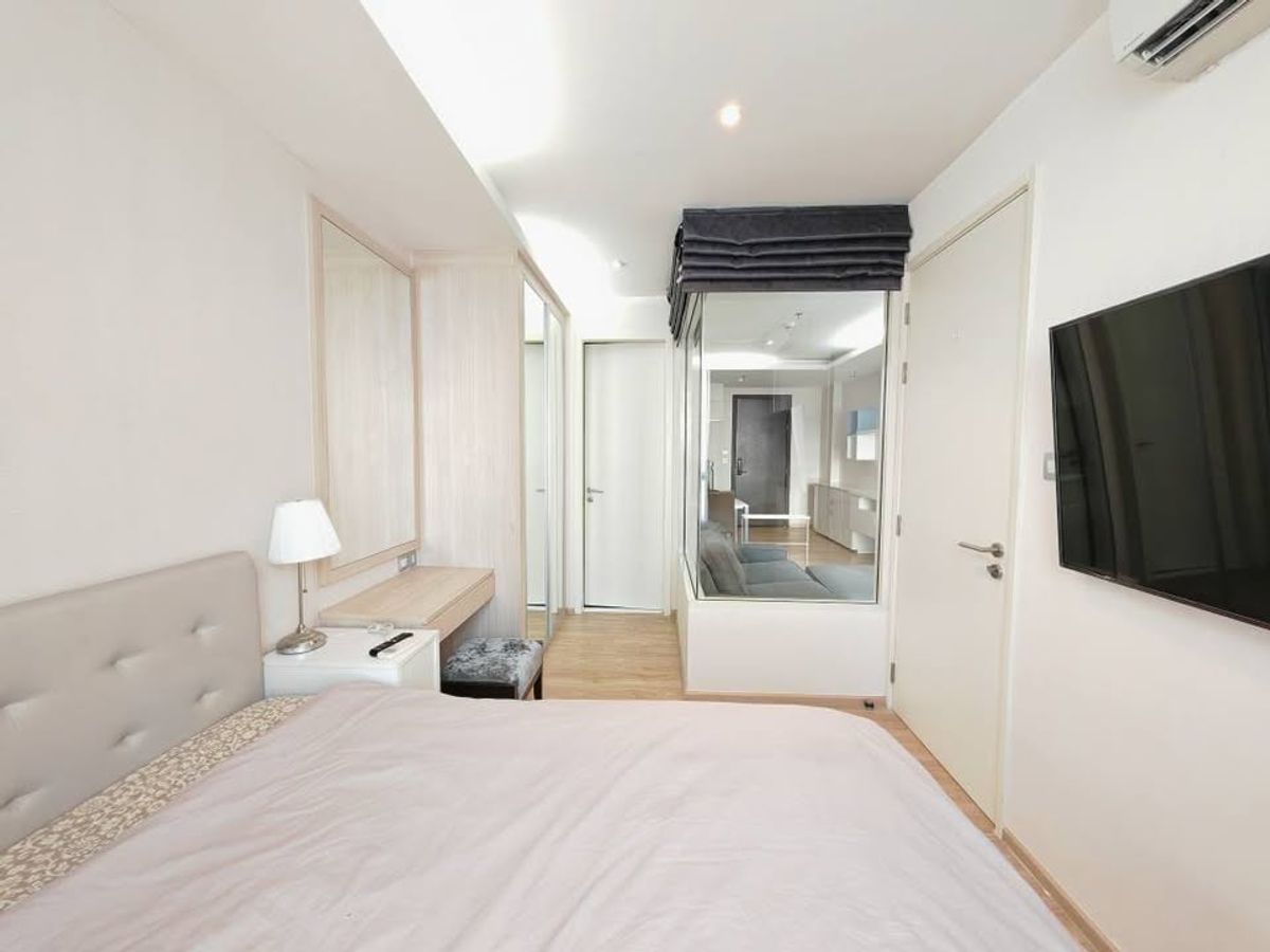 ให้เช่าคอนโดสุขุมวิท อโศก ทองหล่อ : For RENT H condominium Sukhumvit 43 ติดต่อ 095-5300101 (เอ็มมี่)