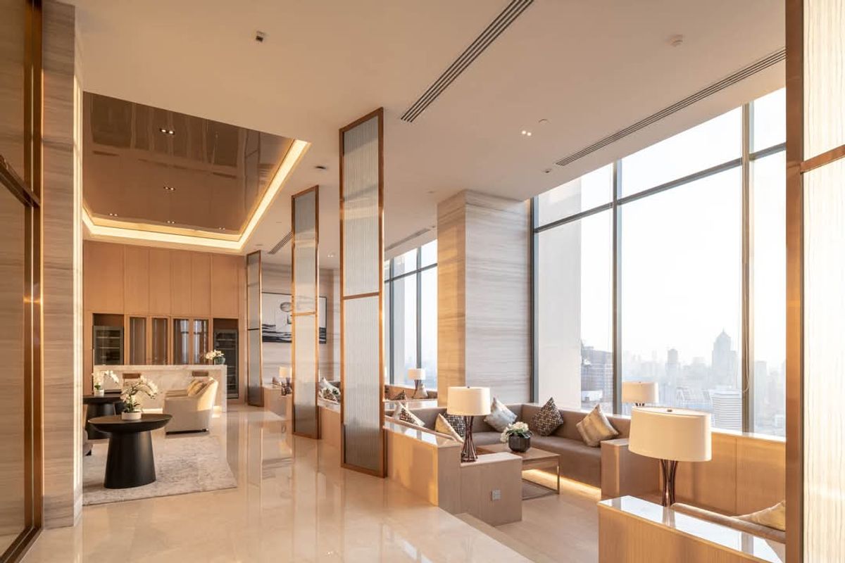 ขายคอนโดสุขุมวิท อโศก ทองหล่อ : 📍The Esse Asoke : 2 ห้องนอน 74.6 ตร.ม. ชั้นสูง ขายขาดทุน ราคาดีที่สุดในตลาด วิวไม่บล็อค