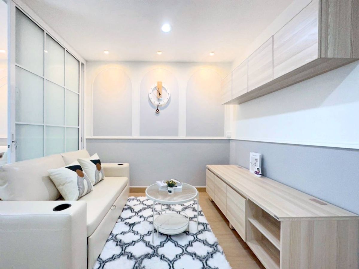 For SaleCondoOnnut, Udomsuk : Who says that Sukhumvit must be expensive? Come to see this room first and will know that “Good price is cute“ still exists! With the project ✨️regent Home 13 Sukhumvit 93 (Regent Home 13 Sukhumvit 93) ✨️ Located in the alley