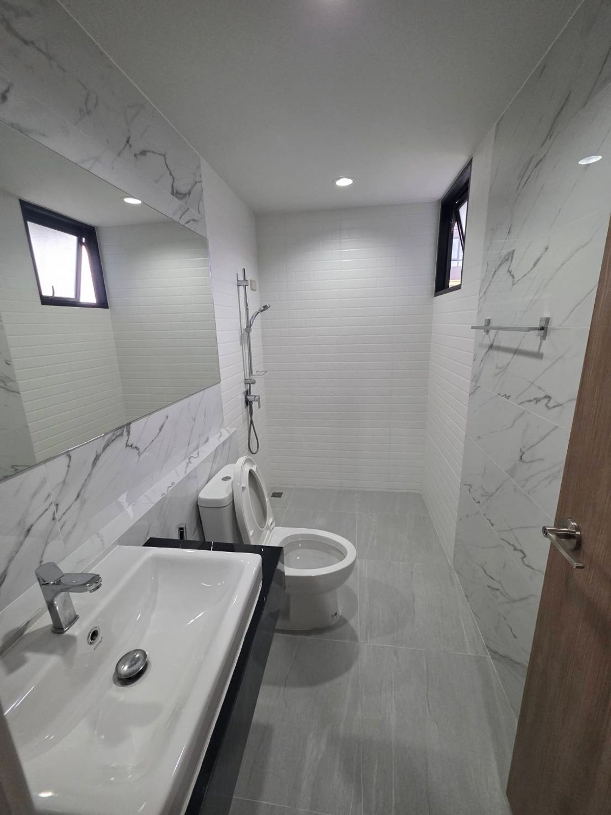 For RentTownhomeVipawadee, Don Mueang, Lak Si : Rent a New Connex House, Don Mueang, near Sears Rangsit, only 7 minutes.