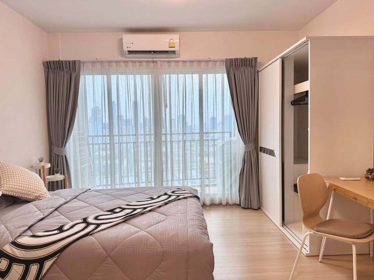 For RentCondoRama9, Petchburi, RCA : For Rent & GT; & GT; Supalai Veranda Rama 9 & GT; & GT; Floor 30 Building B near MRT Rama 9 Furniture With electrical appliances #LV-MO1649
