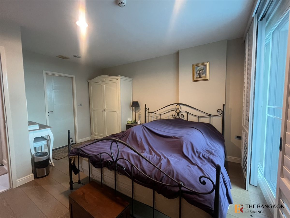 For RentCondoSukhumvit, Asoke, Thonglor : Condo for Rent - The Crest Sukhumvit 24, 1 Bedroom, Fully Furnished, Near BTS Phong