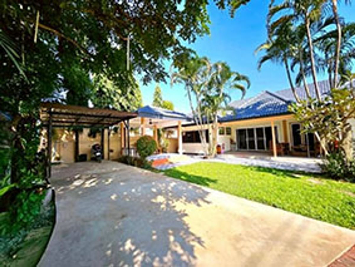 For RentHouseChiang Mai : House for rent 28,000 baht per month, near Meritton International School, British, only 5 minutes. No.9H886