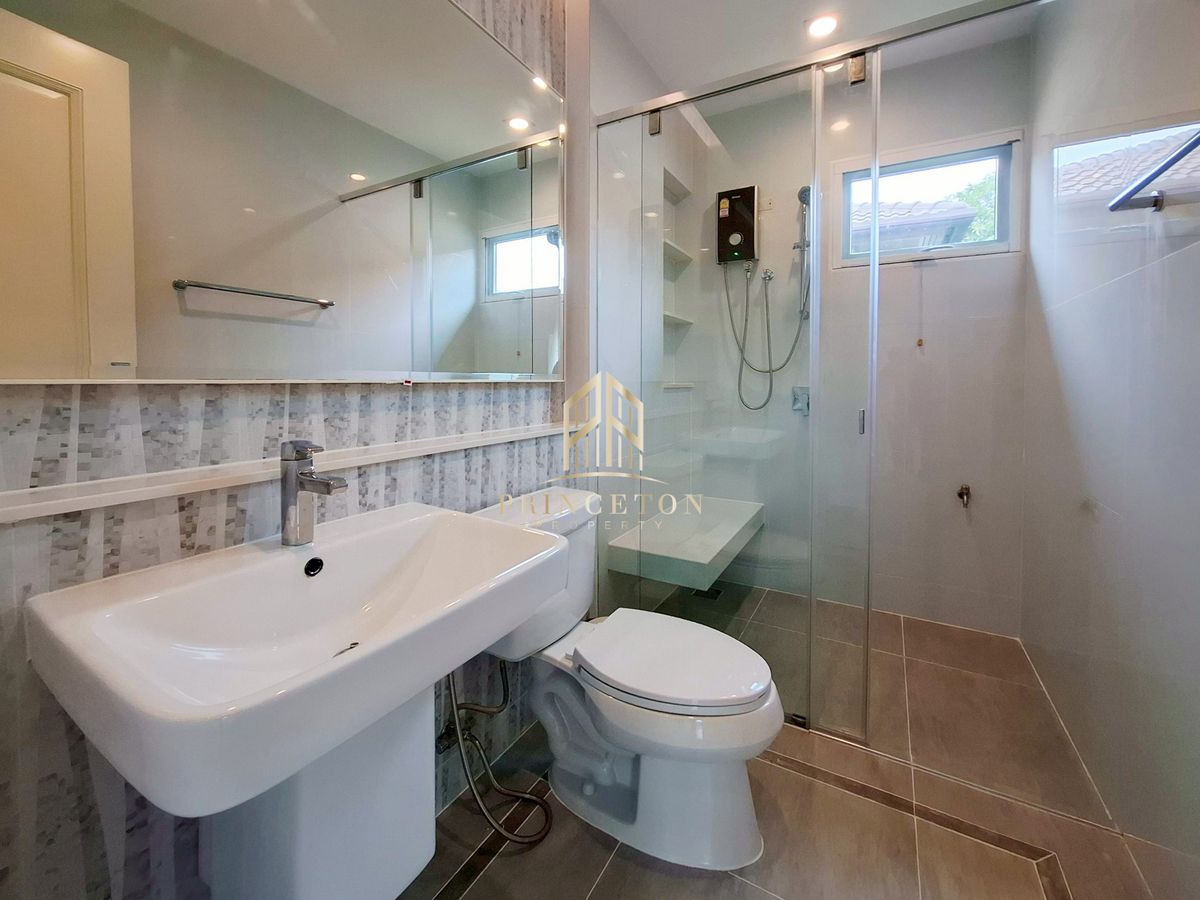 For RentHouseBangna, Bearing, Lasalle : Luxury House For Rent Nantawan Bangna KM.7 📞092-4252445