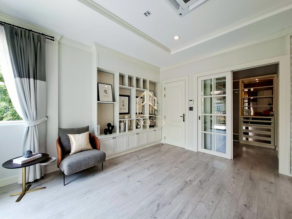 For RentHouseBangna, Bearing, Lasalle : Luxury House For Rent Nantawan Bangna KM.7 📞092-4252445