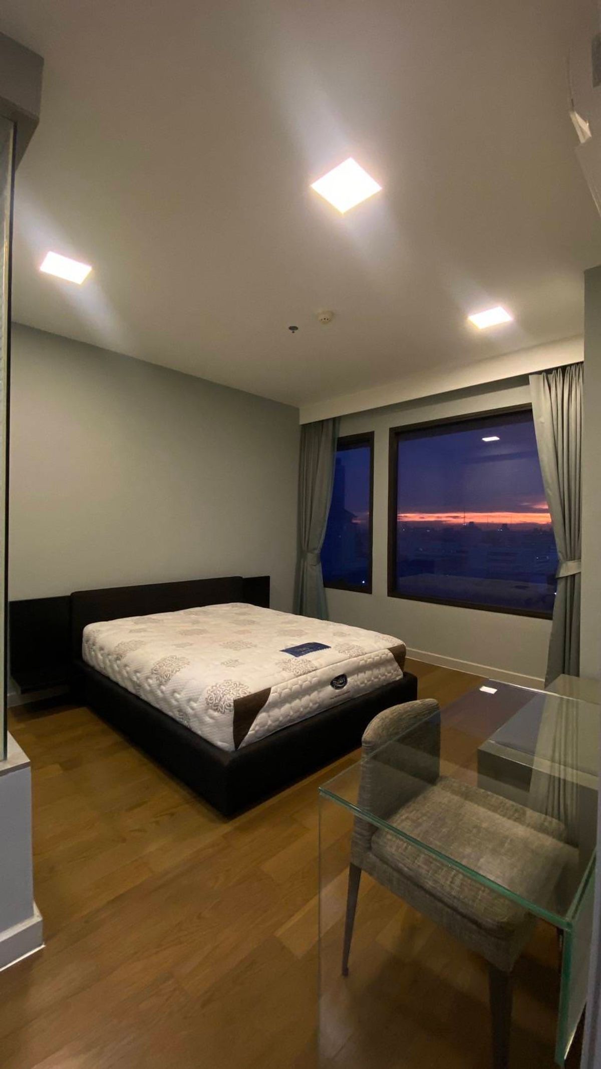 For RentCondoRatchathewi,Phayathai : T1040468 Condo for Rent M Phayathai (M Phaya Thai) size 49 sqm. Floor 11