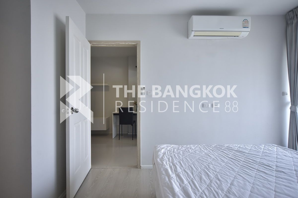 ให้เช่าคอนโดพระราม 9 เพชรบุรีตัดใหม่ RCA : Aspire rama9 for rent near MRT Rama9 By pong